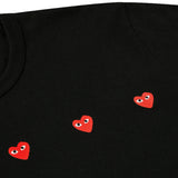 Play Comme des Garçons T-Shirt mit Dreifach-Herz Print